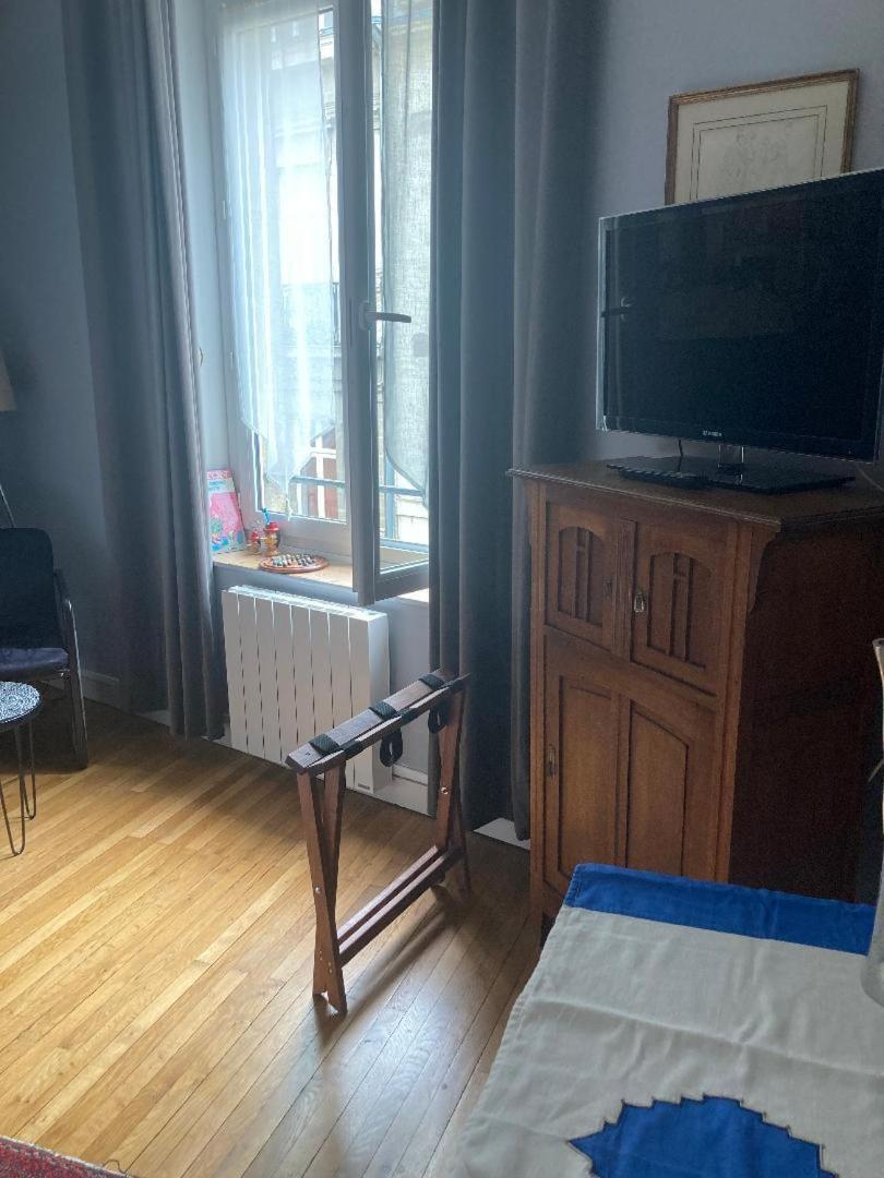 Chambre D'Hotes La Grotte De Voltaire Nantes Bagian luar foto